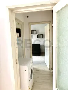 RECO Apartament 2 camere, luminos, etaj 3/4 – baie renovata,  balcon - foto 5