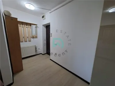 Apartament 2 camere  tip studio, Tractorul, intermediar, loc de parcare, etaj 1 - foto 18