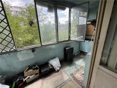 Vanzare apartament 3 Camere Uverturii  Militari - Necesita Renovare - foto 14