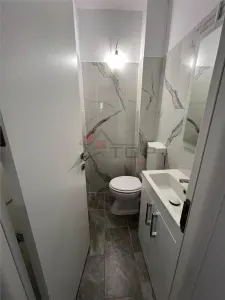 Vanzare apartament 3 camere decomandat 2 bai - renovat complet - foto 5
