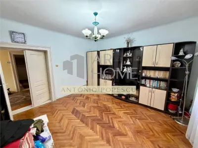 Casa P+1E, in Ploiesti, ultracentral. - foto 3