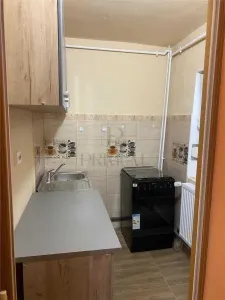 LIPOVEI - AP. 1 CAMERA - mobilat,utilat, decomandat - ETAJ 1 - foto 4