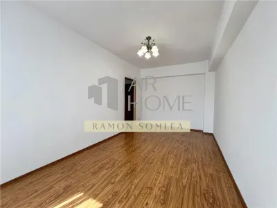 Apartament 3 camere, decomandat, ultracentral, Ploiesti - foto 2