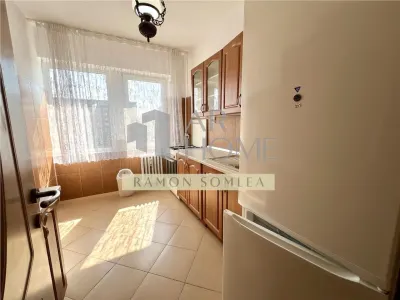 Apartament 3 camere, decomandat, ultracentral, Ploiesti - foto 7