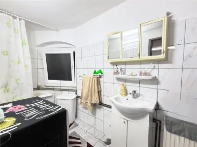 Apartament de vanzare 2 camere pivnita Sibiu Ultracentral - foto 8