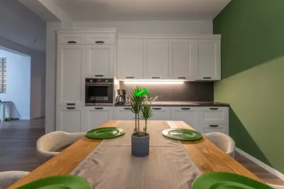 Apartament LUX de inchiriat 3 camere Sibiu Dumbravii Sub Arini - foto 5