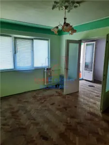 Apartament 2 camere de vanzare, Etaj 1,  Alexandru cel Bun - Iasi