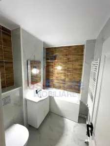 Apartament spatios cu 4 camere in Dacia - foto 5