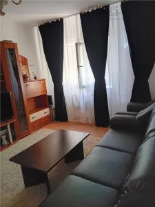 Apartament de vanzare 2 camere Racadau cu parcare si boxa NEGOCIABIL - foto 2