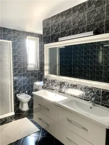 RECO Apartament cu 3 camere de inchiriat, la casa, cu 2 balcoane si priveliste superba 600 €/luna - foto 10