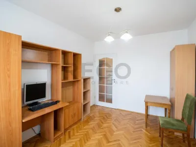 RECO Apartament cu 3 camere decomandat zona Decebal - foto 11