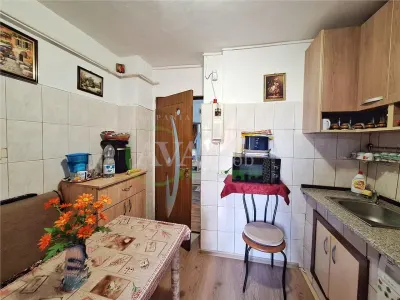 Apartament 2 camere decomandat, zona Neagoe Voda - foto 9