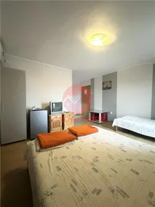 Pensiune 15 camere in a Doua Linie la Mare, zona Pescaria lui Matei - foto 18