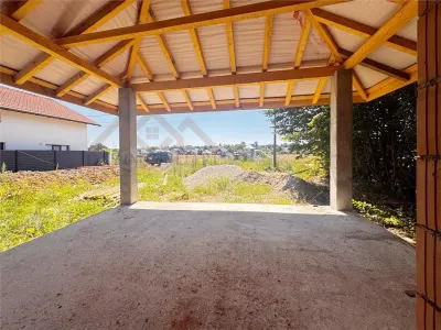 Casa la rosu | Satu Nou de Sus | 675 mp teren - foto 5