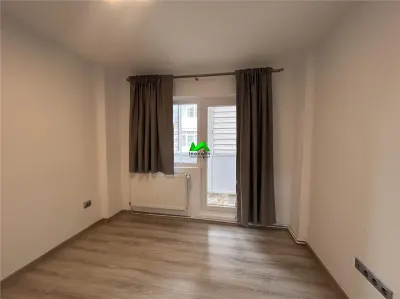 Apartament de inchiriat 3 camere 2 bai Sibiu Strand - foto 9