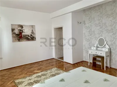 RECO Apartament spațios la casa, cu gradina si priveliste deosebita 83 mp  utili - foto 4