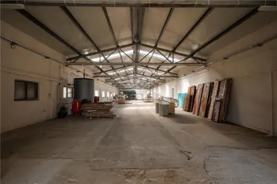Hala Industriala Renovata + 1500 MP Teren Halchiu - foto 6