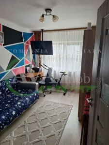 Apartament 3 camere decomandat zona Neagoe Voda - foto 4