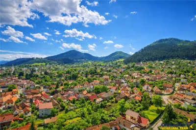 Pe domeniu de 1.750mp, rezidenta in Central, Sacele, Brasov - foto 13