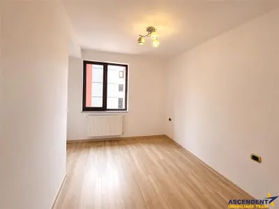 Compozitie generoasa, loc parcare, boxa, Isaran Residence, Tractorul, Brasov - foto 6