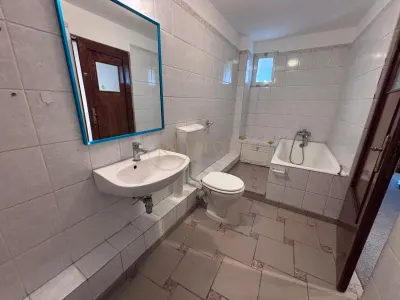 Vila individuala de vanzare cu 7 camere - zona Banu Manta Ion Mihalache - foto 17