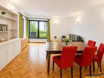 Casa cu 2 locuri de parcare in curte proprie, Stil vintage, Zona STAR  - Central Brasov - foto 2
