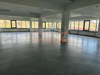 Cladire sediu firma/ clinica medicala - foto 10