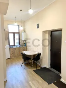 RECO  Apartament de închiriat cu 2 camere, ultracentral, complet renovat 60 mp, etaj 1, aproape de Universitate - foto 8