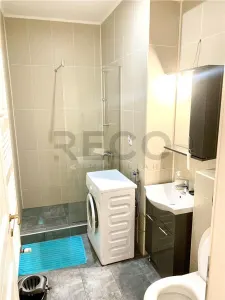 RECO  Apartament de închiriat cu 2 camere, ultracentral, complet renovat 60 mp, etaj 1, aproape de Universitate - foto 9