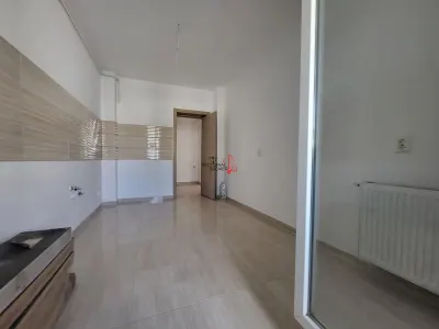 BLOC NOU - 3 CAMERE DECOMANDAT CU TERASA 22MP+BALCON - foto 9