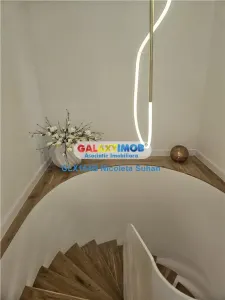 VANZARE CASA SPECTACULOASA DOROBANTI RENOVATA IN TOTALITATE - foto 13