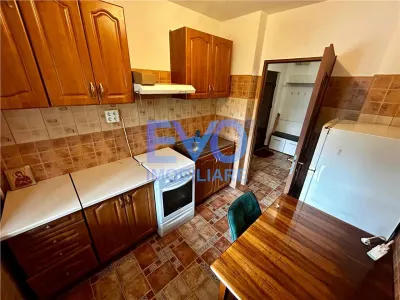 DE INCHIRIAT APARTAMENT CU 2 CAMERE, ETAJUL 1, MOBILAT SI UTILAT, DECOMANDAT, CENTRAL - foto 3