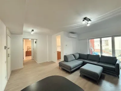 Inchiriere apartament 2 camere, bloc 2025, zona Ultracentrala - foto 3