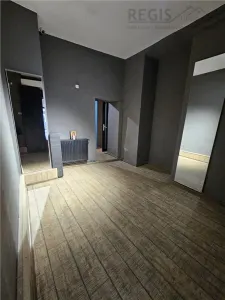 Spatiu Comercial ULTRACENTRAL PIATA SFATULUI - foto 4