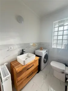 Etaj III | Apartament spatios cu 3 camere - 86 m² | Parcare proprie - foto 16