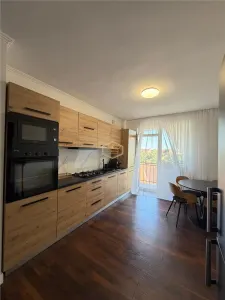 Etaj III | Apartament spatios cu 3 camere - 86 m² | Parcare proprie - foto 8