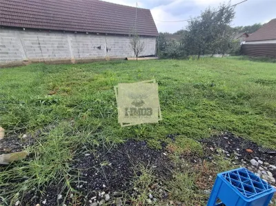Teren intravilan cu toate utilitatile de 700 mp utili Bungard - foto 7