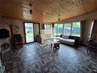 Casa individuala cu 5 camere si terasa inchisa - foto 12