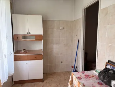 Berceni - Oltenitei - bloc 1982- renovata - foto 2