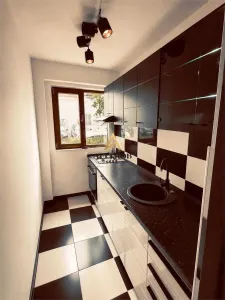 Apartament 2 camere in Ploiesti, zona Mihai Bravu - foto 4