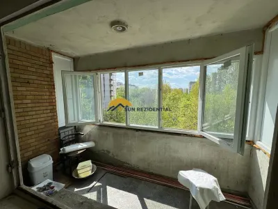 Basarabiei-2 minute de metrou, apartament 3 camere, bloc reabilitat, zona verde - foto 14