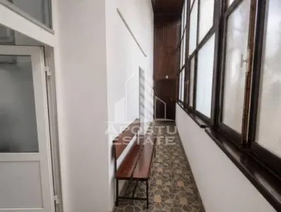 Spatiu SAD medical 68 mp, policlinica, ultracentral, Sanicolaul Mare. - foto 5