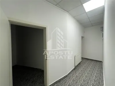 Spatiu comerciall 222 m, de inchiriat, Baile Neptun, Timisoara. - foto 7