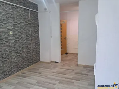 De inchiriat: Spatiu comercial aflat in zona centrala, Sfantu Gheorghe - foto 13