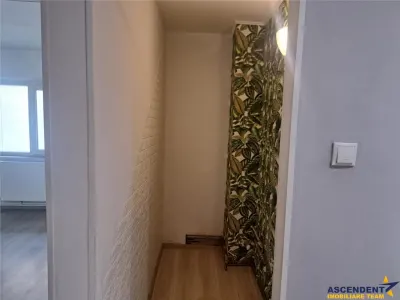 De inchiriat: Spatiu comercial aflat in zona centrala, Sfantu Gheorghe - foto 8