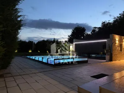 Casa individuala de lux, cu piscina, de vanzare, zona Lunei Timisoara - foto 6