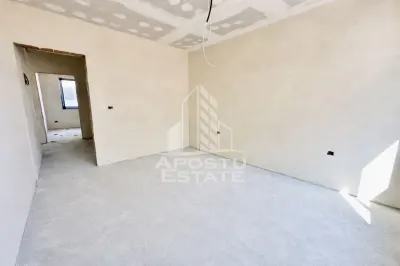 Apartament cu 2 camere, gradina, bucatarie inchisa, in Giroc - foto 3