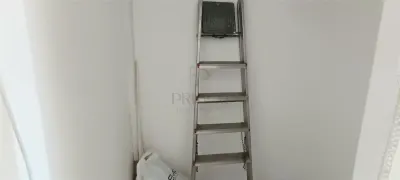 Spatiu comercial  cu vitrina  mare - Dambovita - foto 3