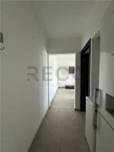 RECO Apartament renovat la etajul  2 - foto 3