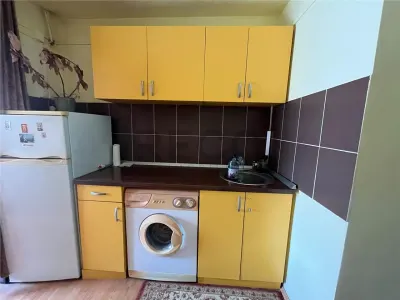 RECO Garsoniera cu lift, 25 mp etaj intermediar, Oradea- Rogerius - foto 3